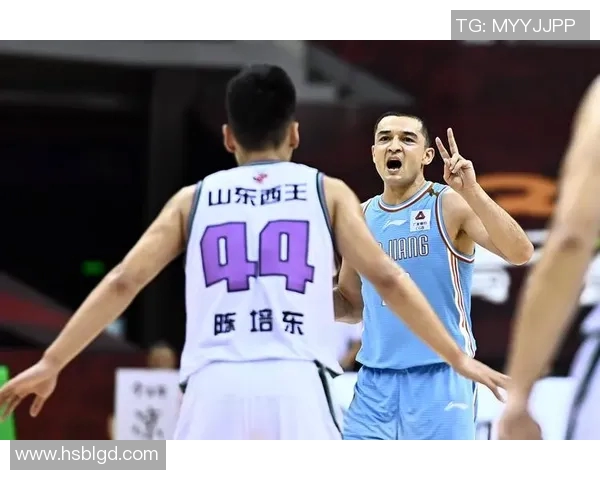 西热力江的篮球之路与新疆体育发展的新篇章 西热力江的篮球之路与新疆体育发展的新篇章