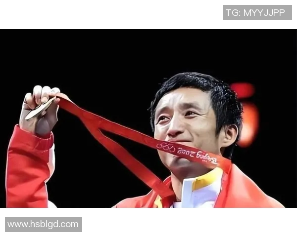 邹市明挑战日本拳击手展现中国拳击实力与风采 邹市明挑战日本拳击手展现中国拳击实力与风采