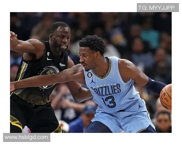 勇士与灰熊激战12月21日NBA赛场精彩对决引发球迷热议